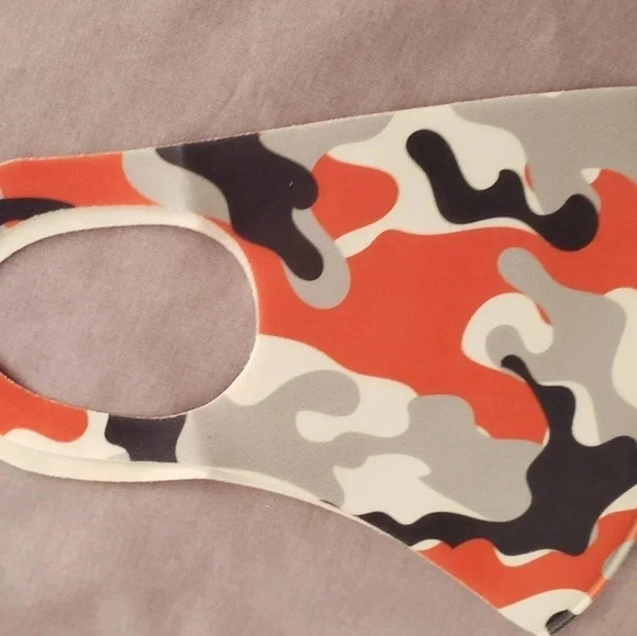 FACE masks - Picture 2 of 2